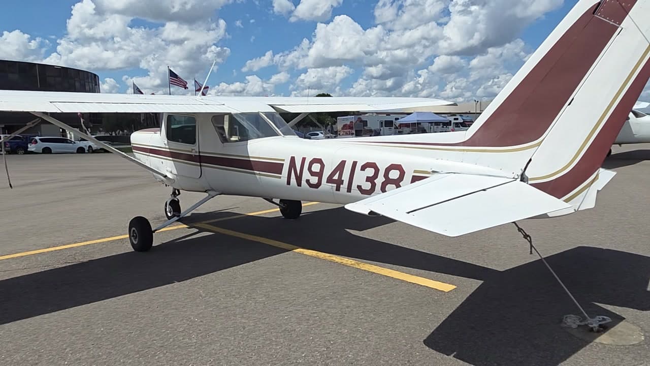 N94138 at KLAL