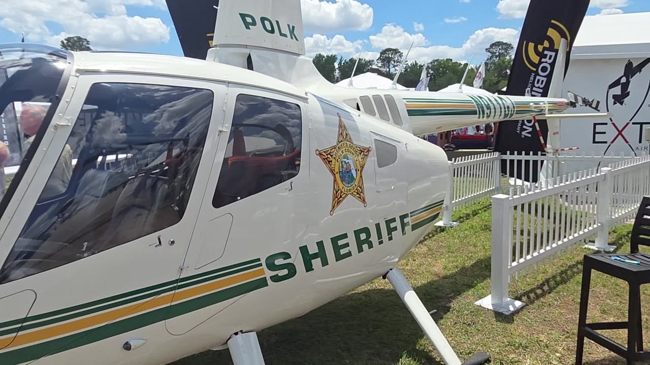 N211SL at KLAL
