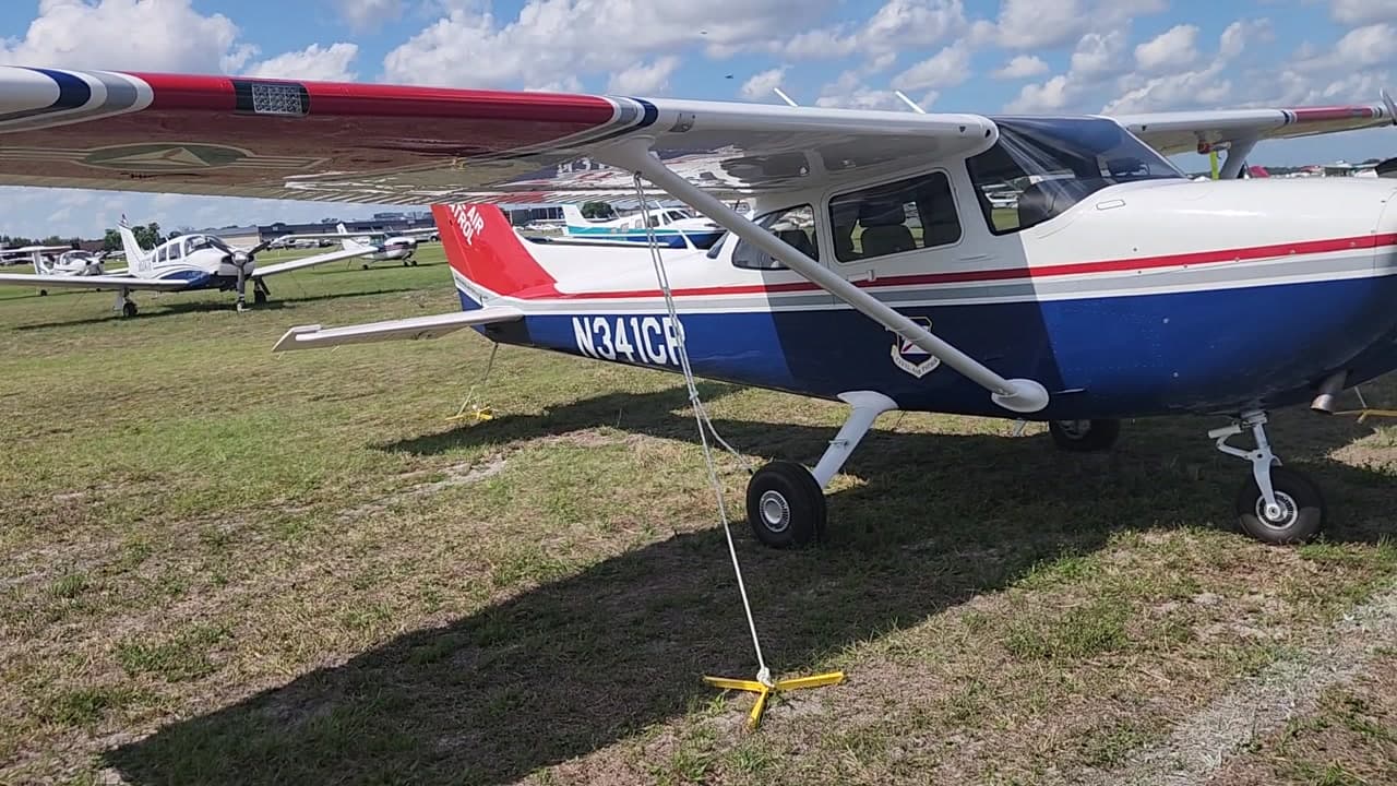 N341CP at KLAL