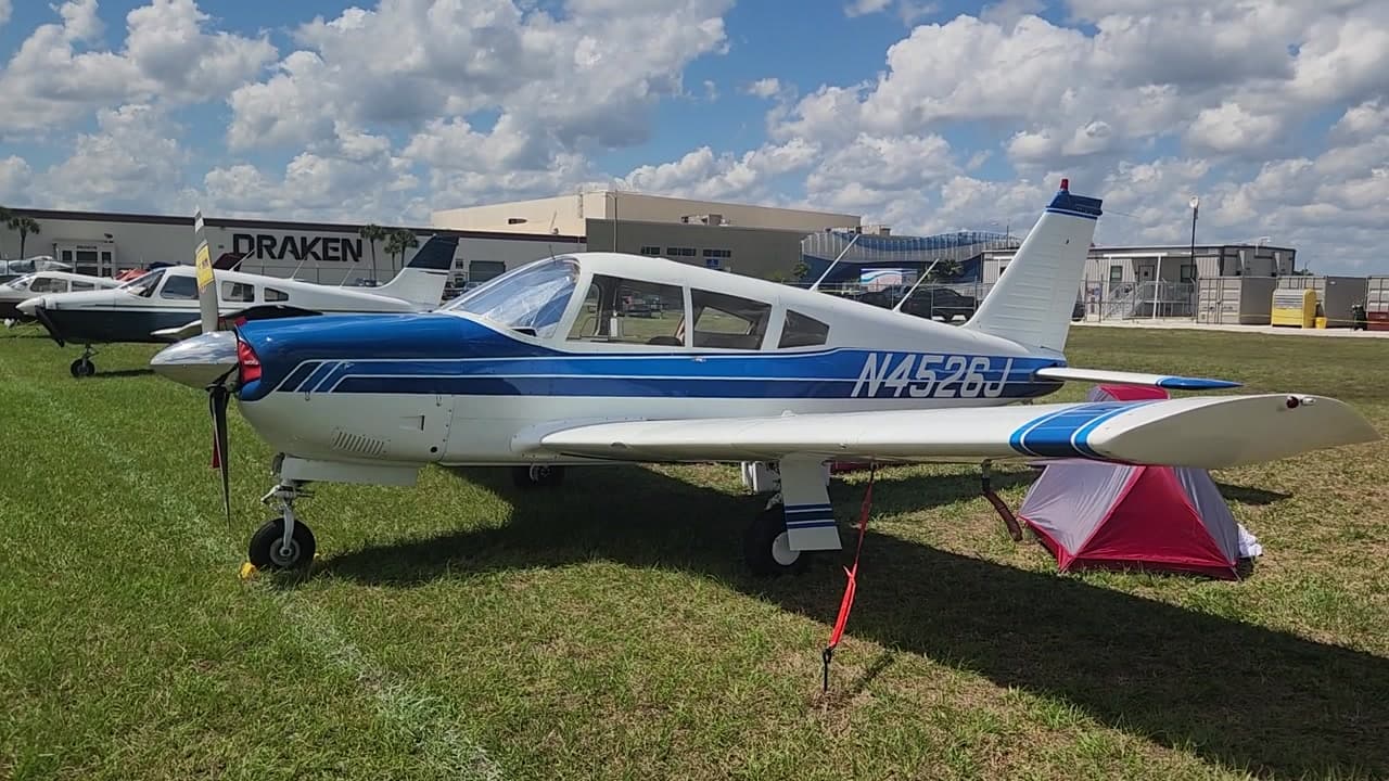 N4526J at KLAL