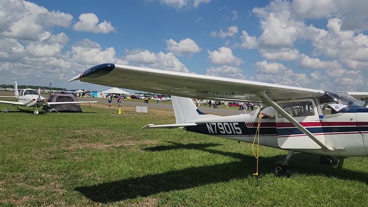 N79015 at KLAL