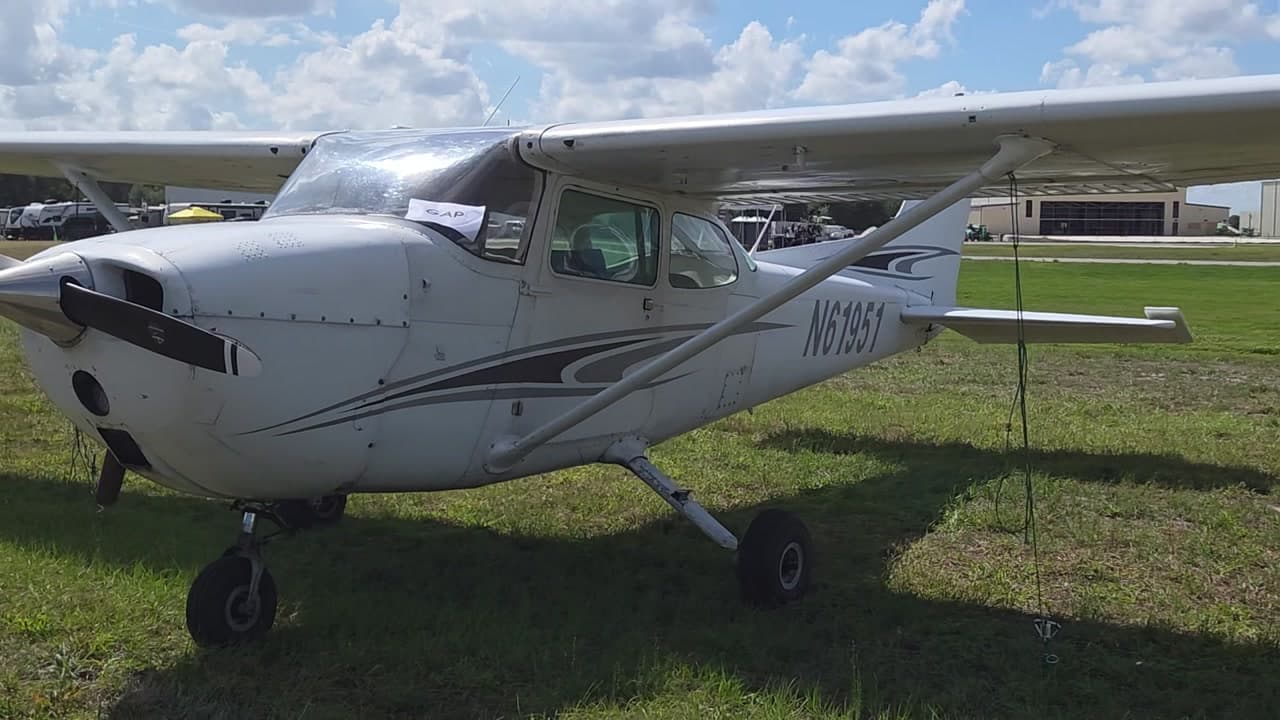 N61951 at KLAL