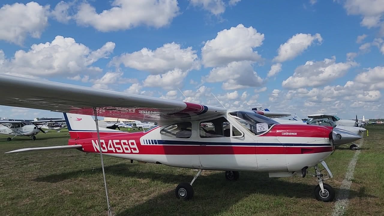 N34569 at KLAL