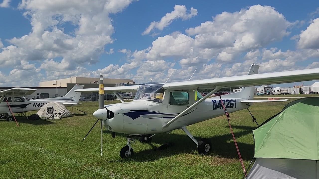 N47261 at KLAL