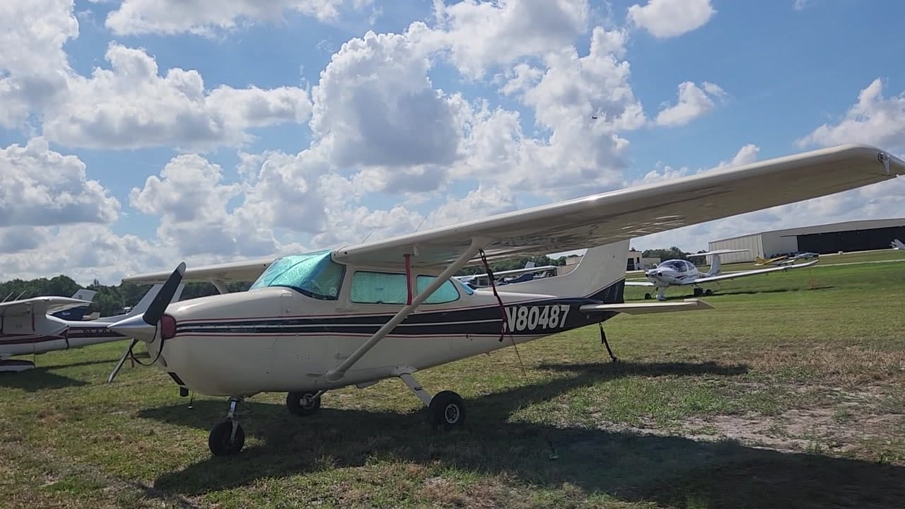 N80487 at KLAL