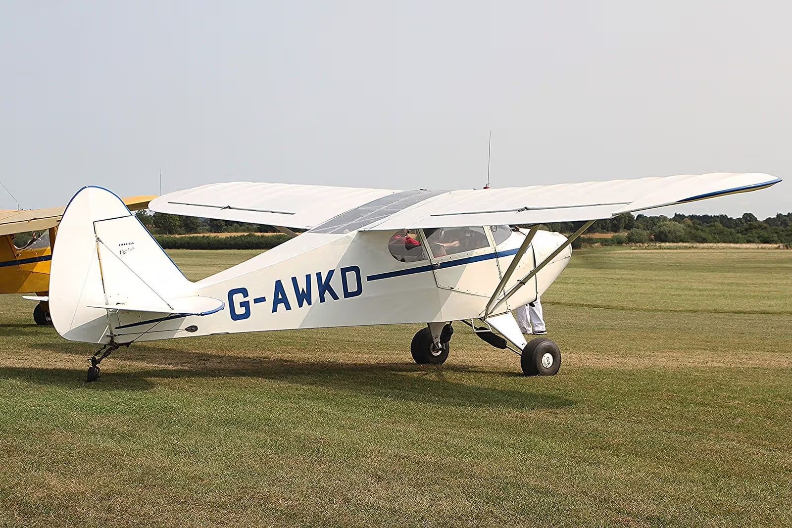 G-AWKD — Piper