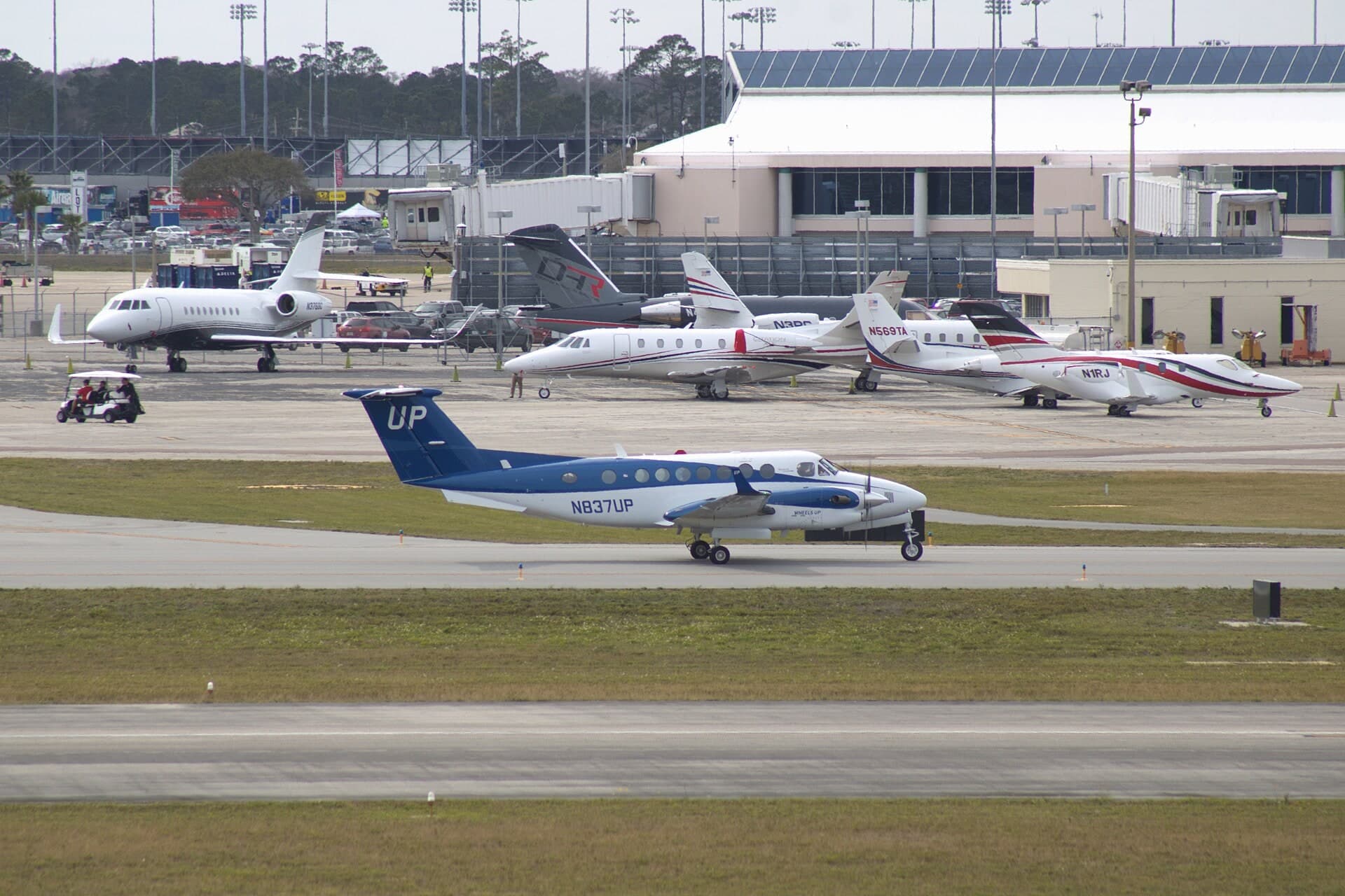 N837UP — Beechcraft