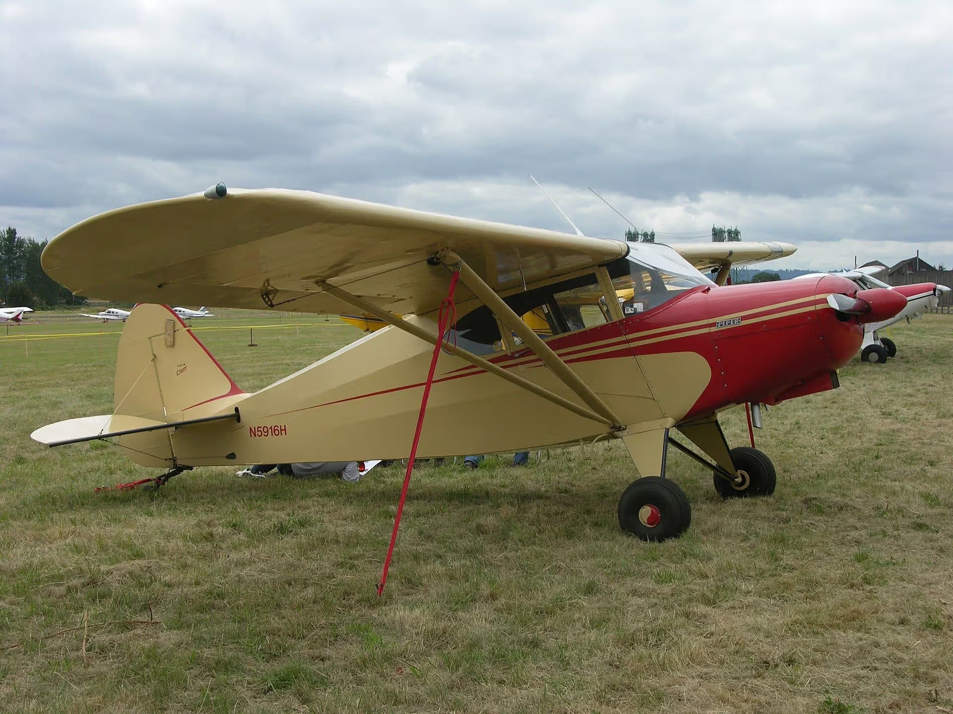 N5916H — Piper