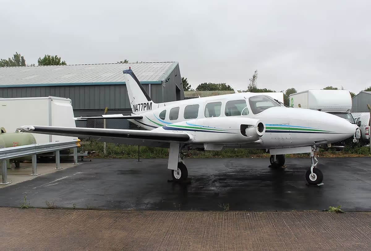 N477PM — Twin-engine aircraft