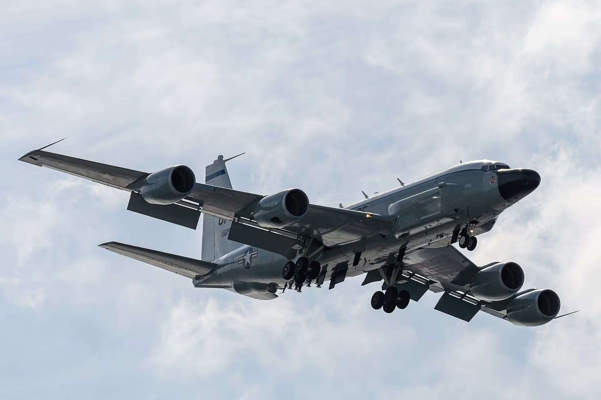 Unidentified — Boeing