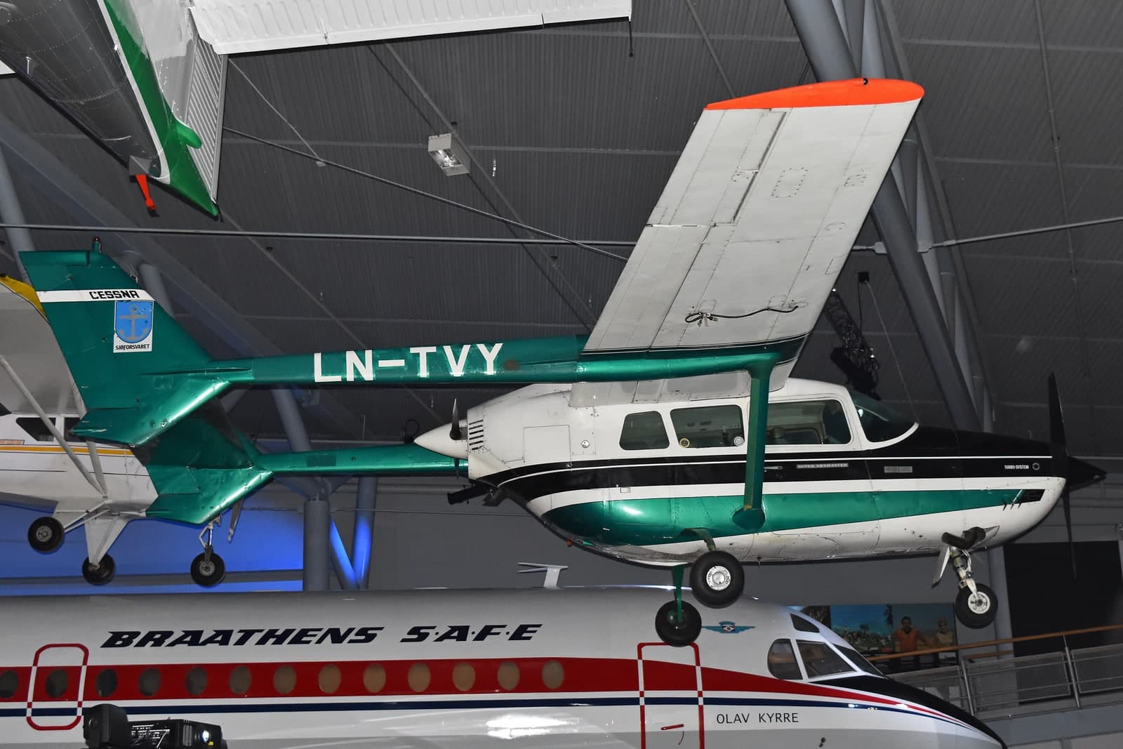LN-TVY — Cessna