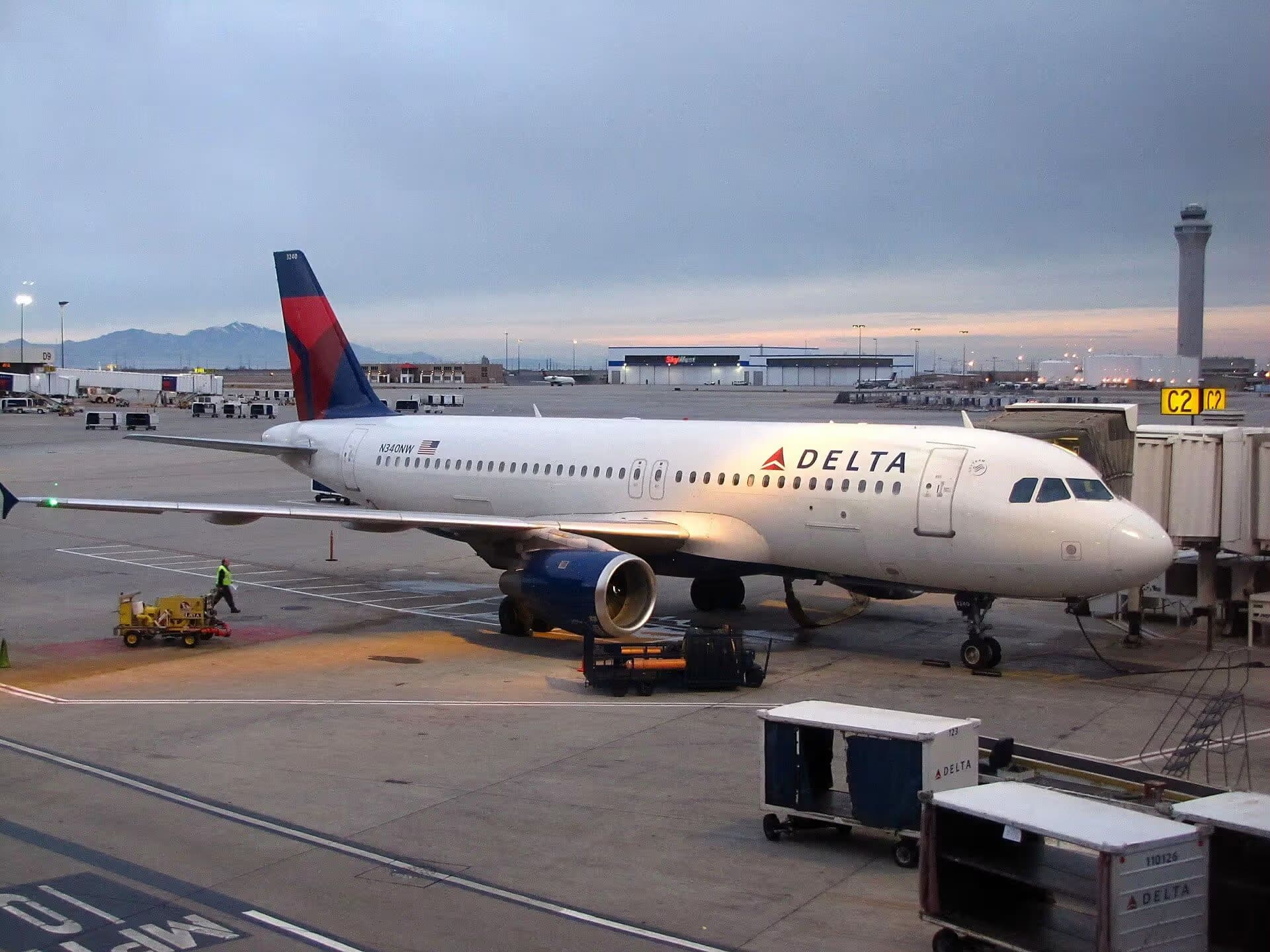 N340NW — Airbus