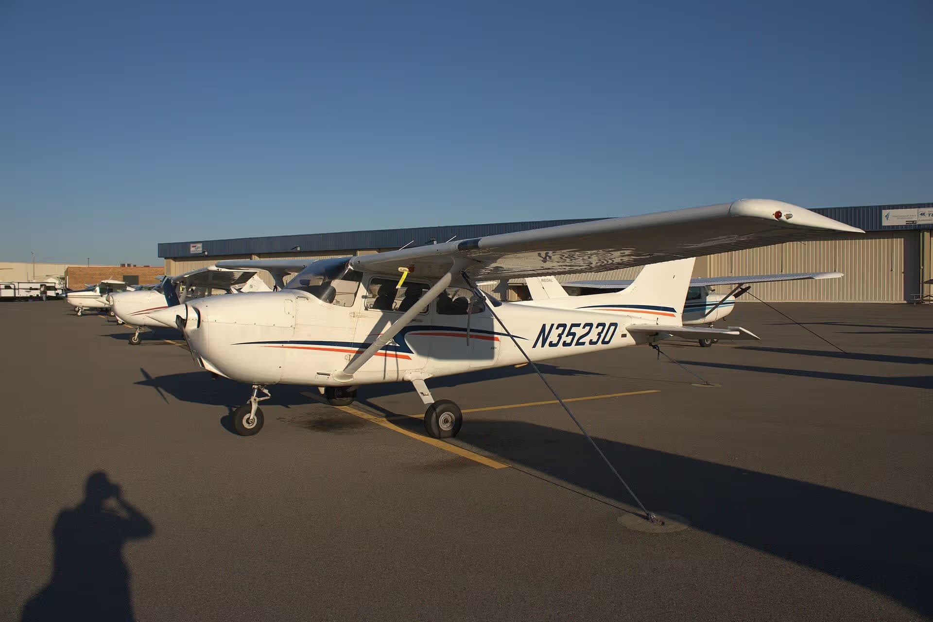 N35230 — Single-engine aircraft