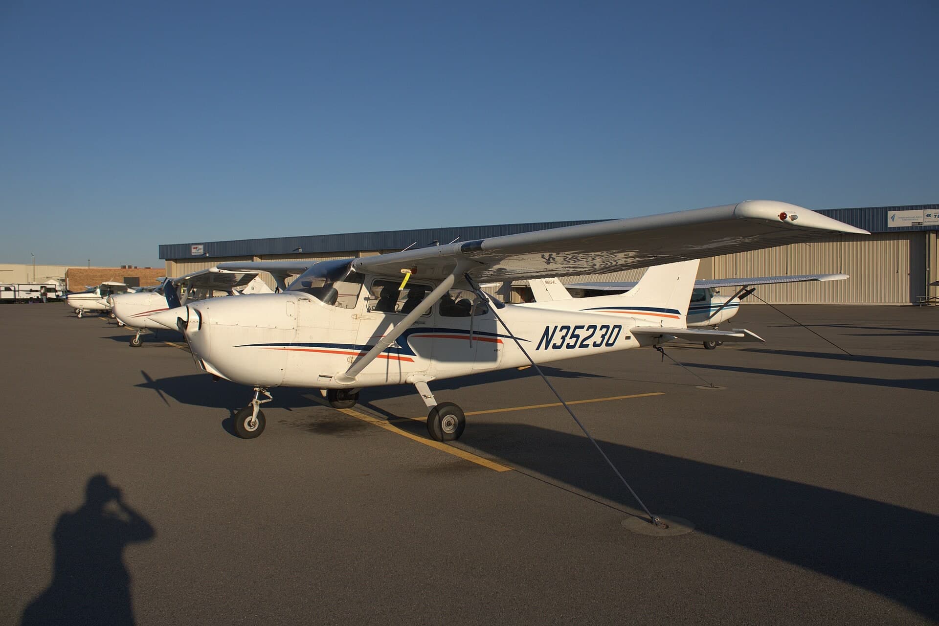 N35230 — Single-engine aircraft