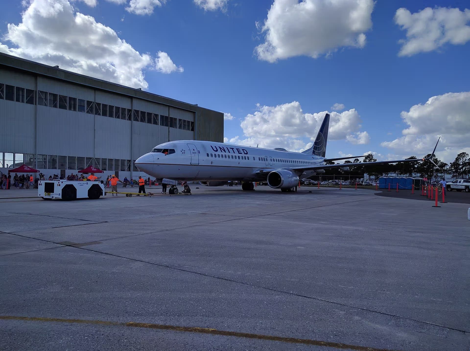 N33289 — Boeing
