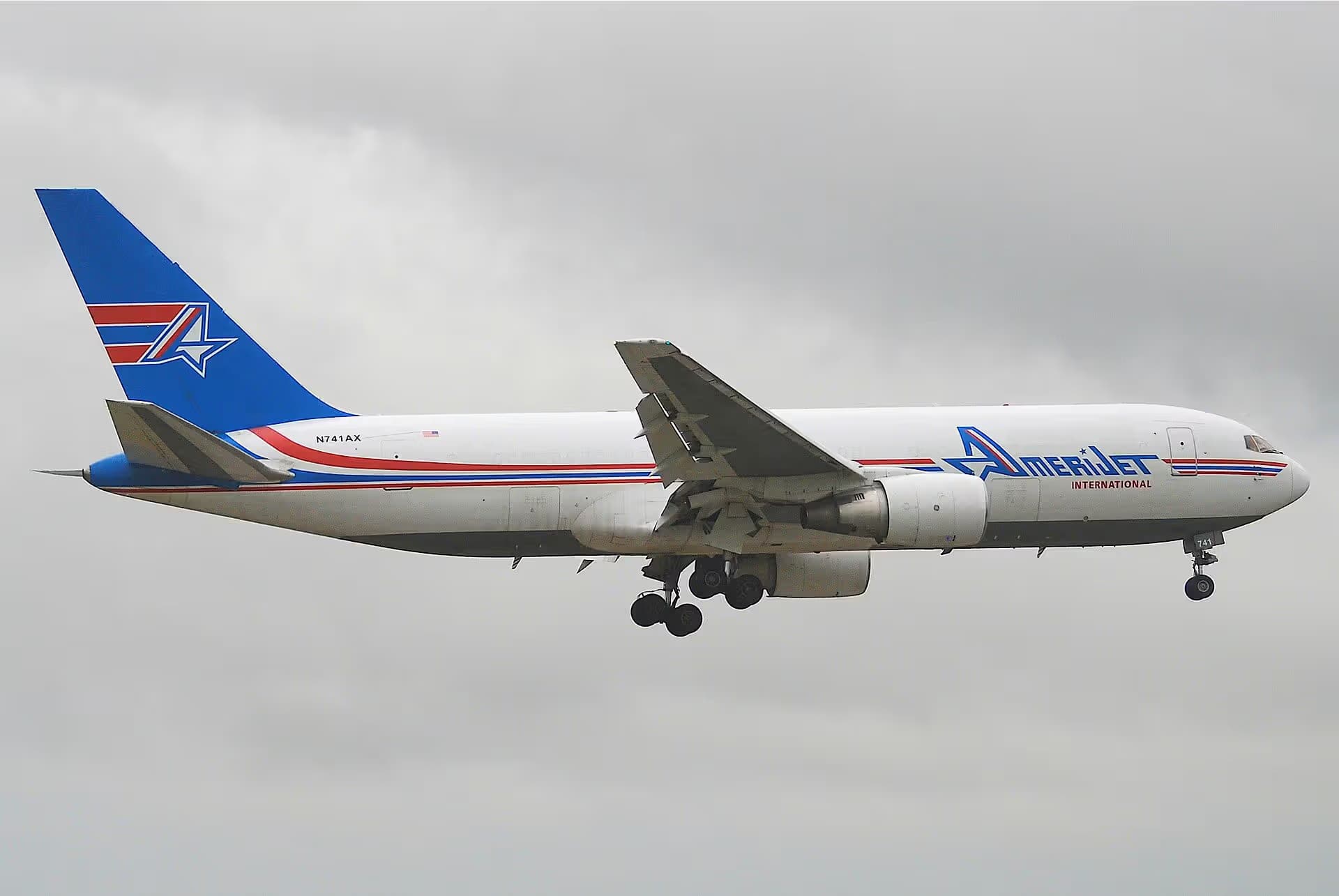 N741AX — Boeing