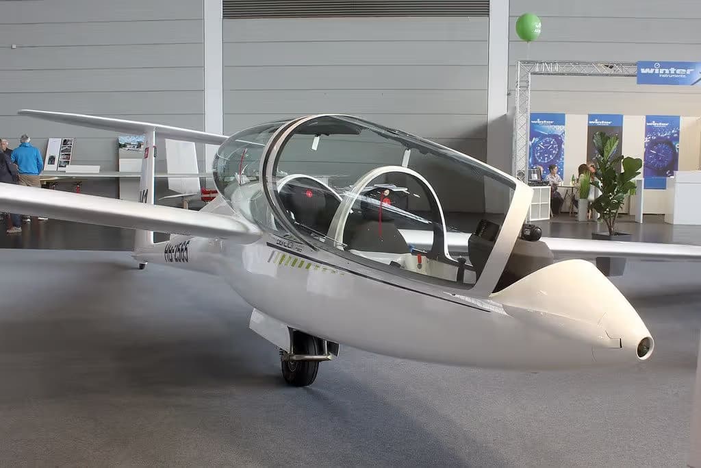 HB-2565 — Glider