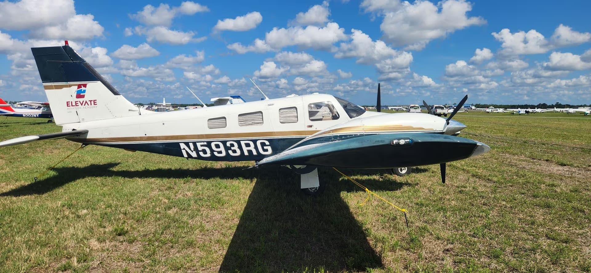 N593RG — Piper Seneca V PA-34-220T at Lakeland Linder Intl