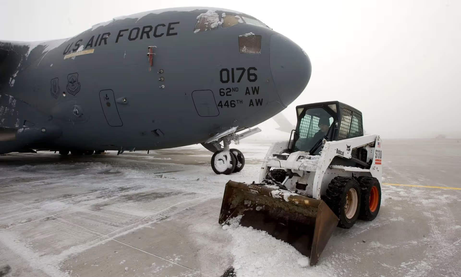 Unidentified — Aircraft