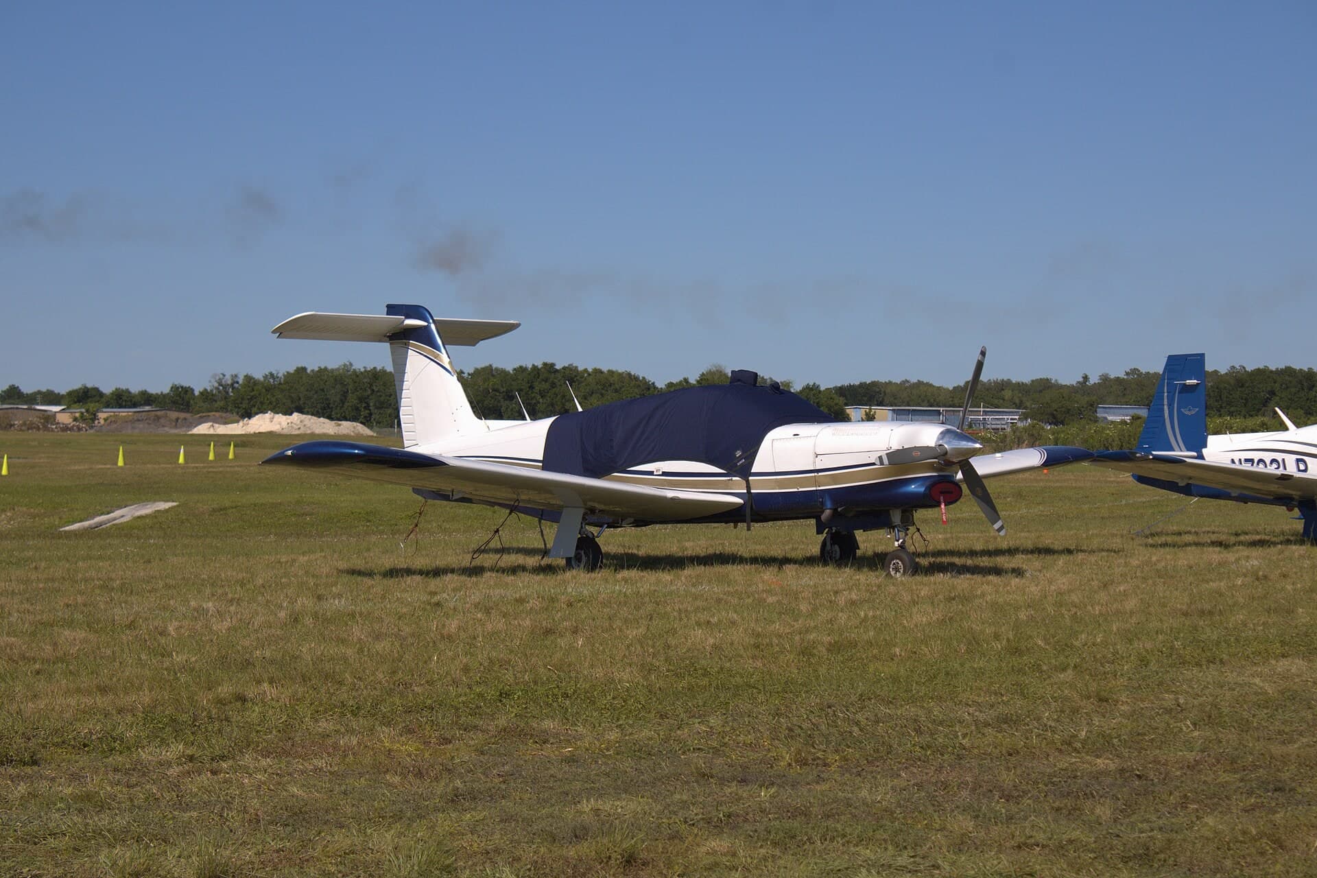 N39639 — Single-engine aircraft