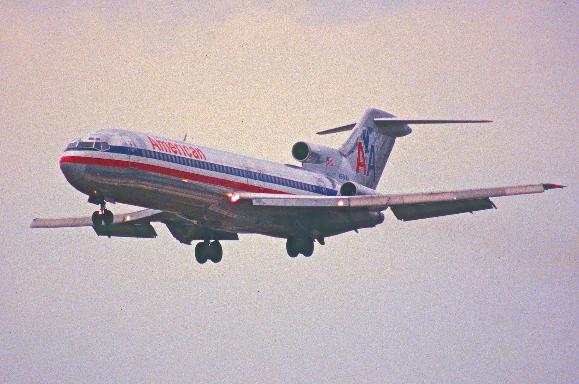 N874AA — Boeing