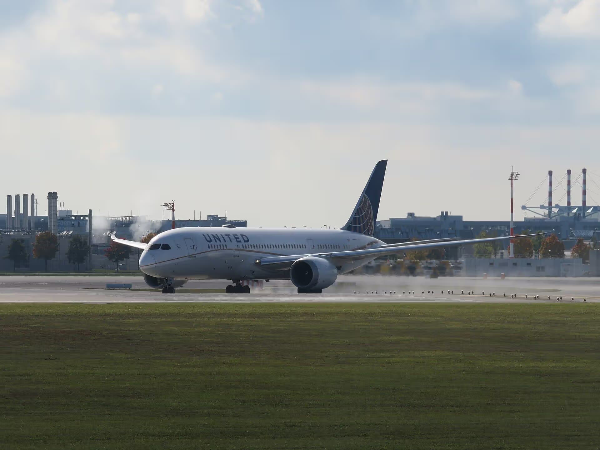 N29907 — Boeing at Munich Airport