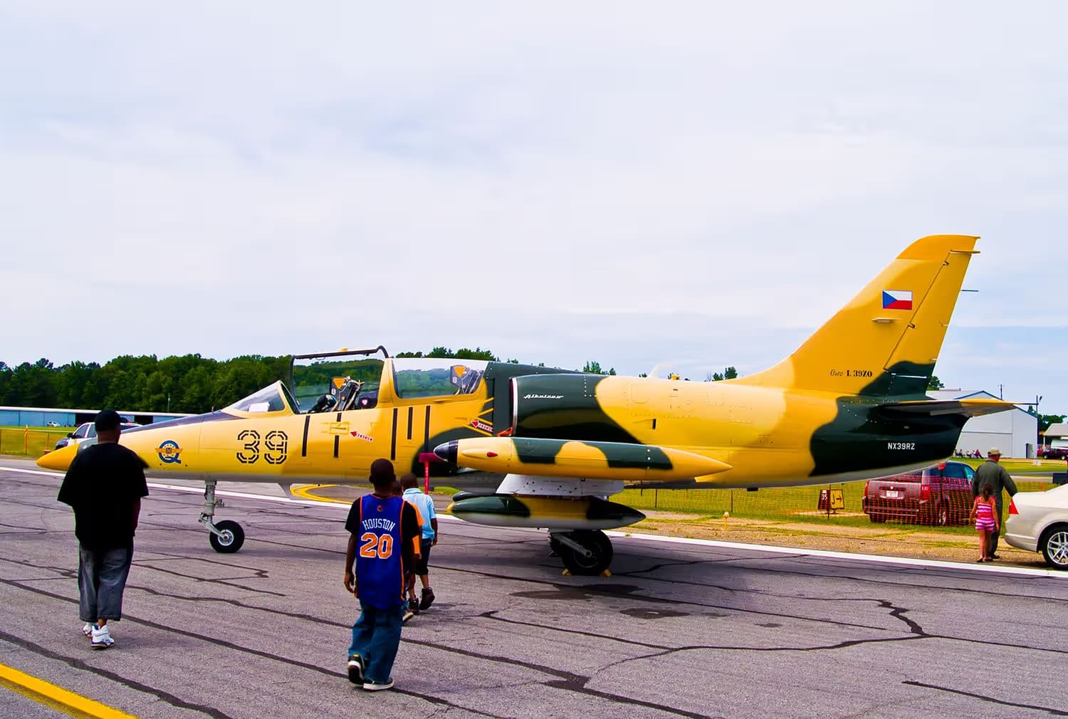 Unidentified — Aircraft