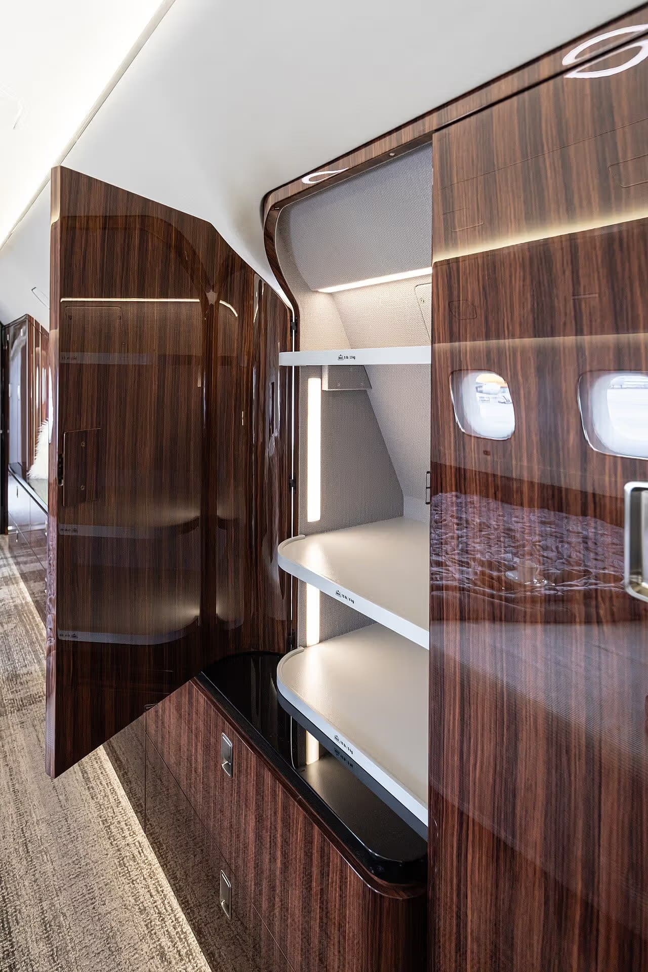 N727EE — Aircraft