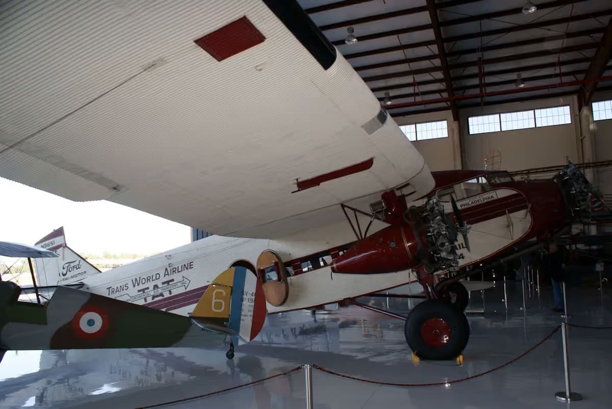 Unidentified — Aircraft