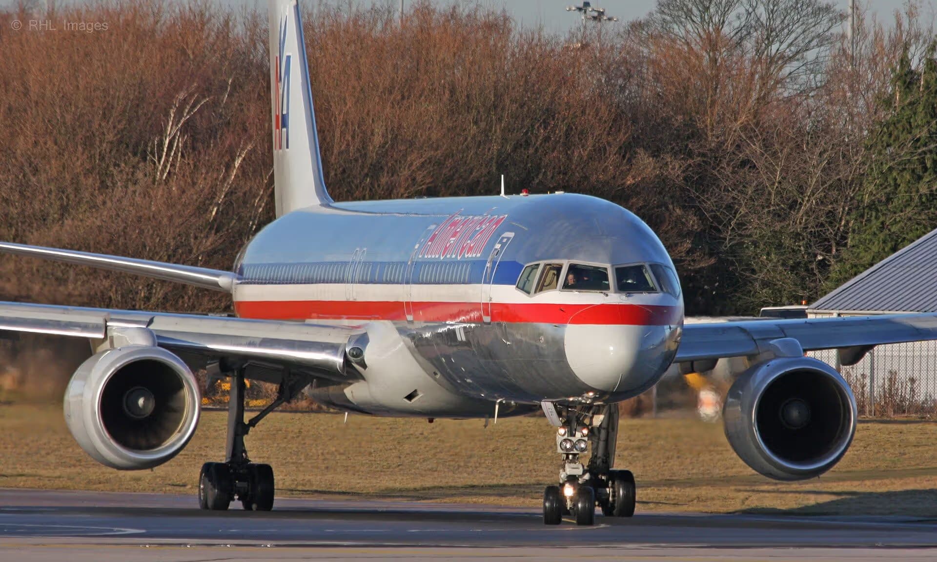 N179AA — Twin-engine aircraft
