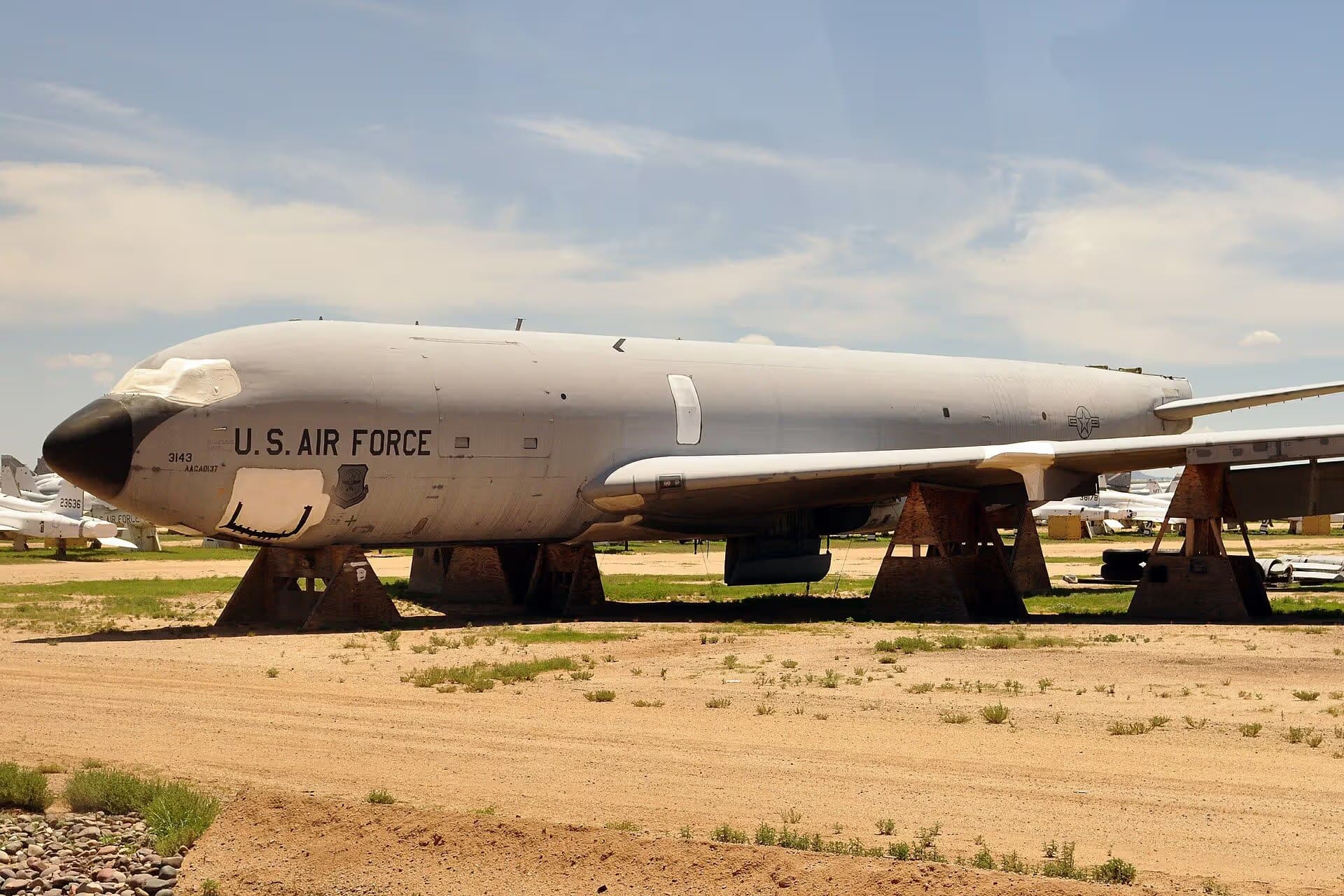 Unidentified — Boeing