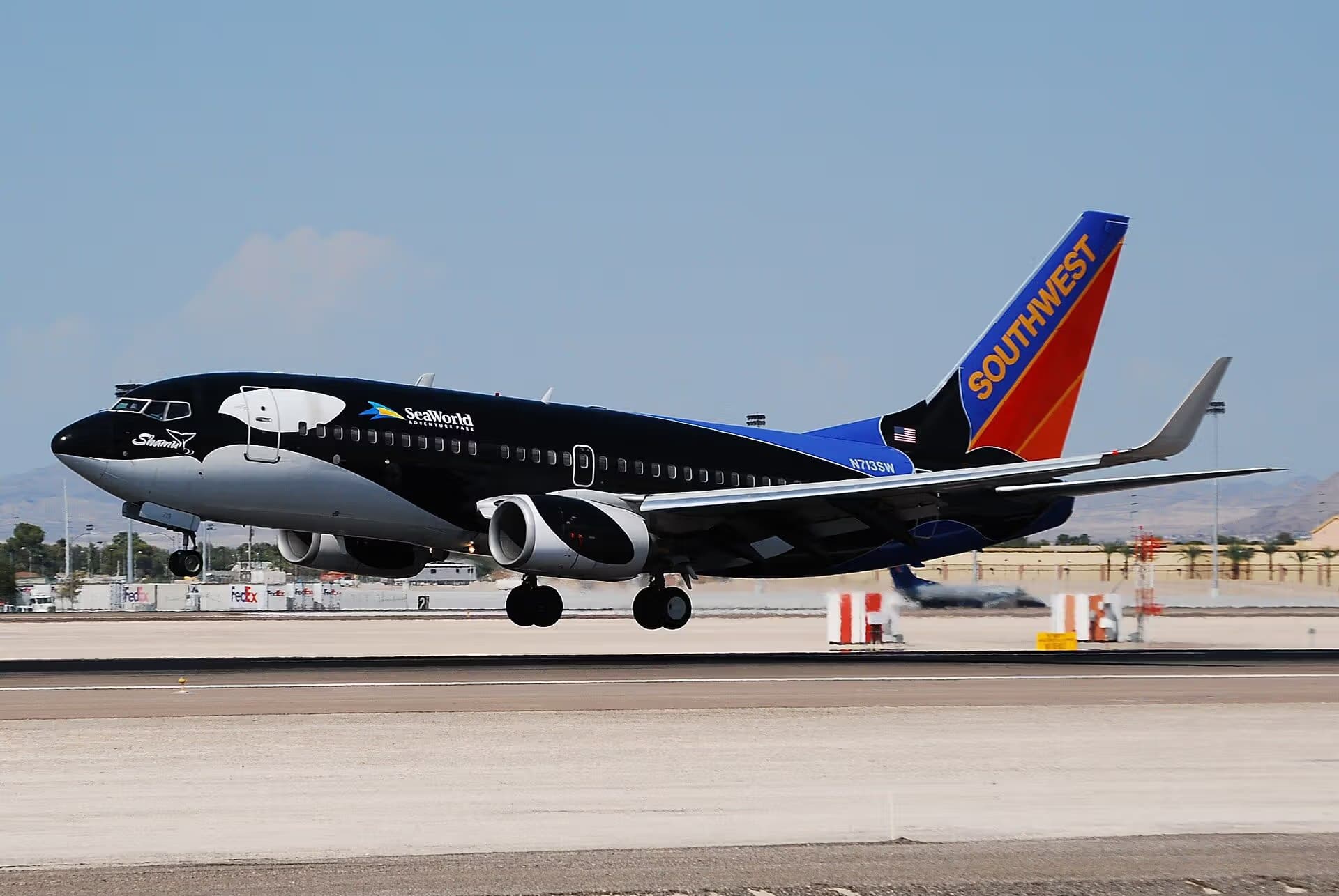 N713SW — Boeing
