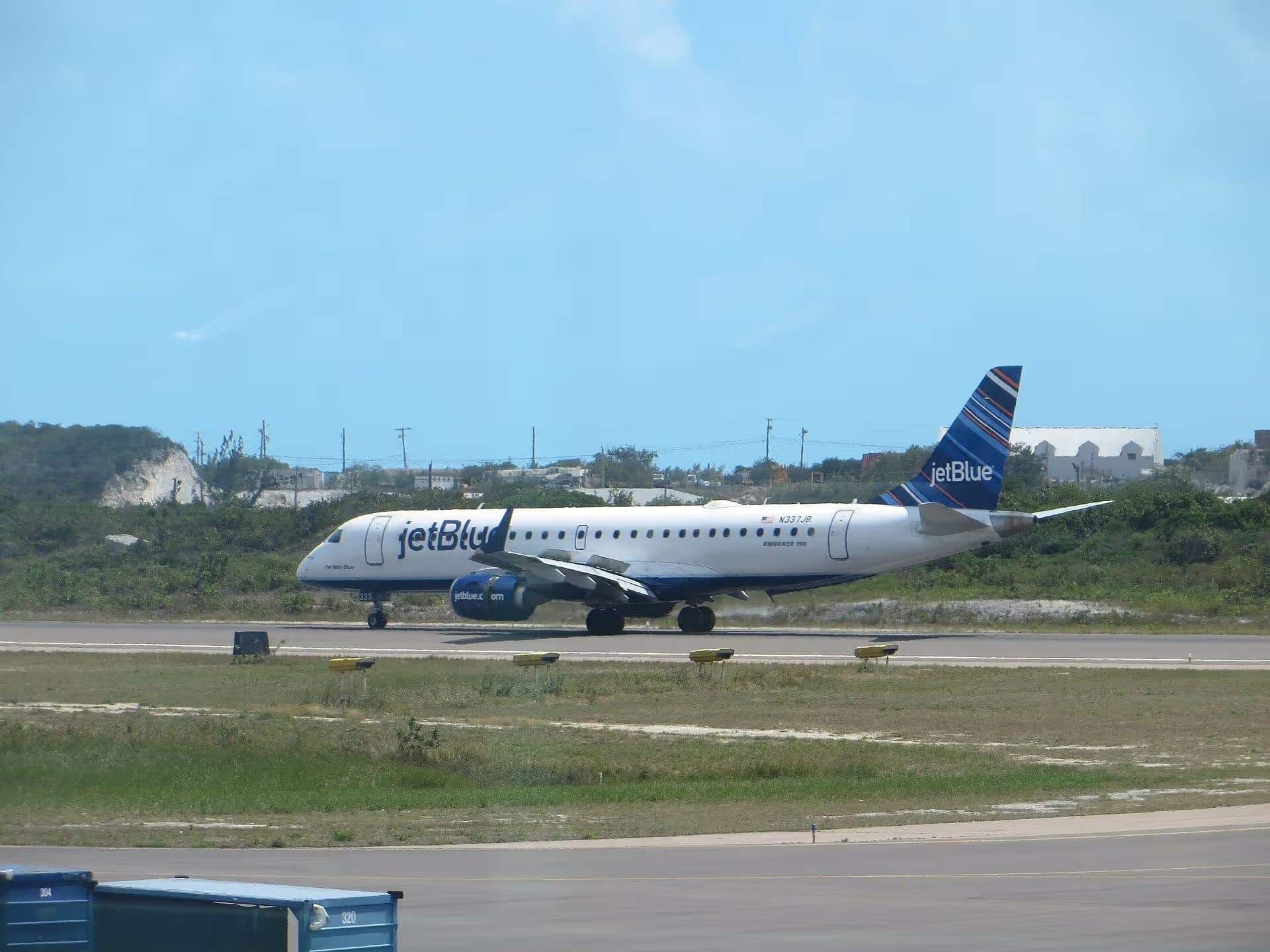 N337JB — Embraer