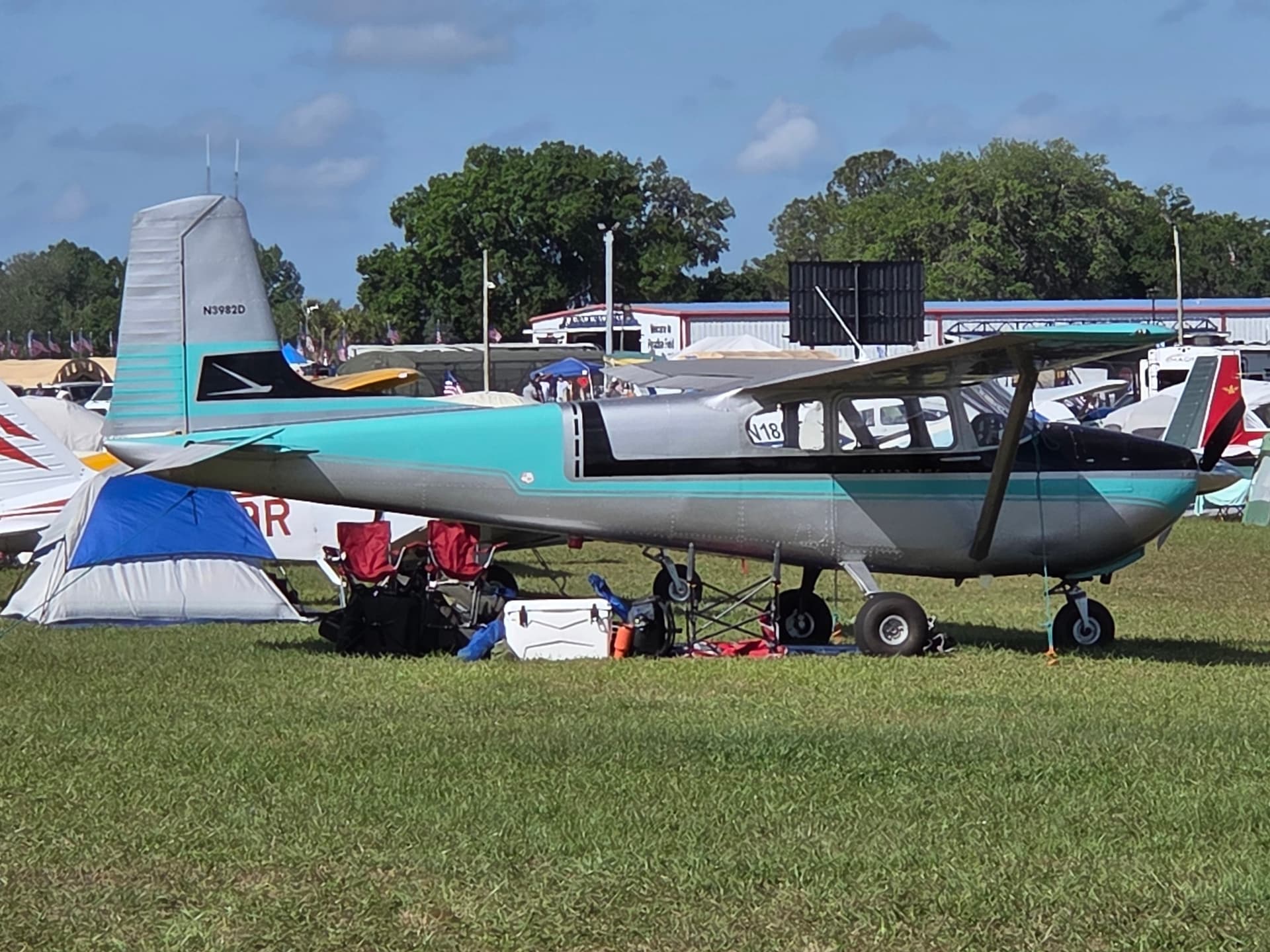 N3982D — Cessna 182A