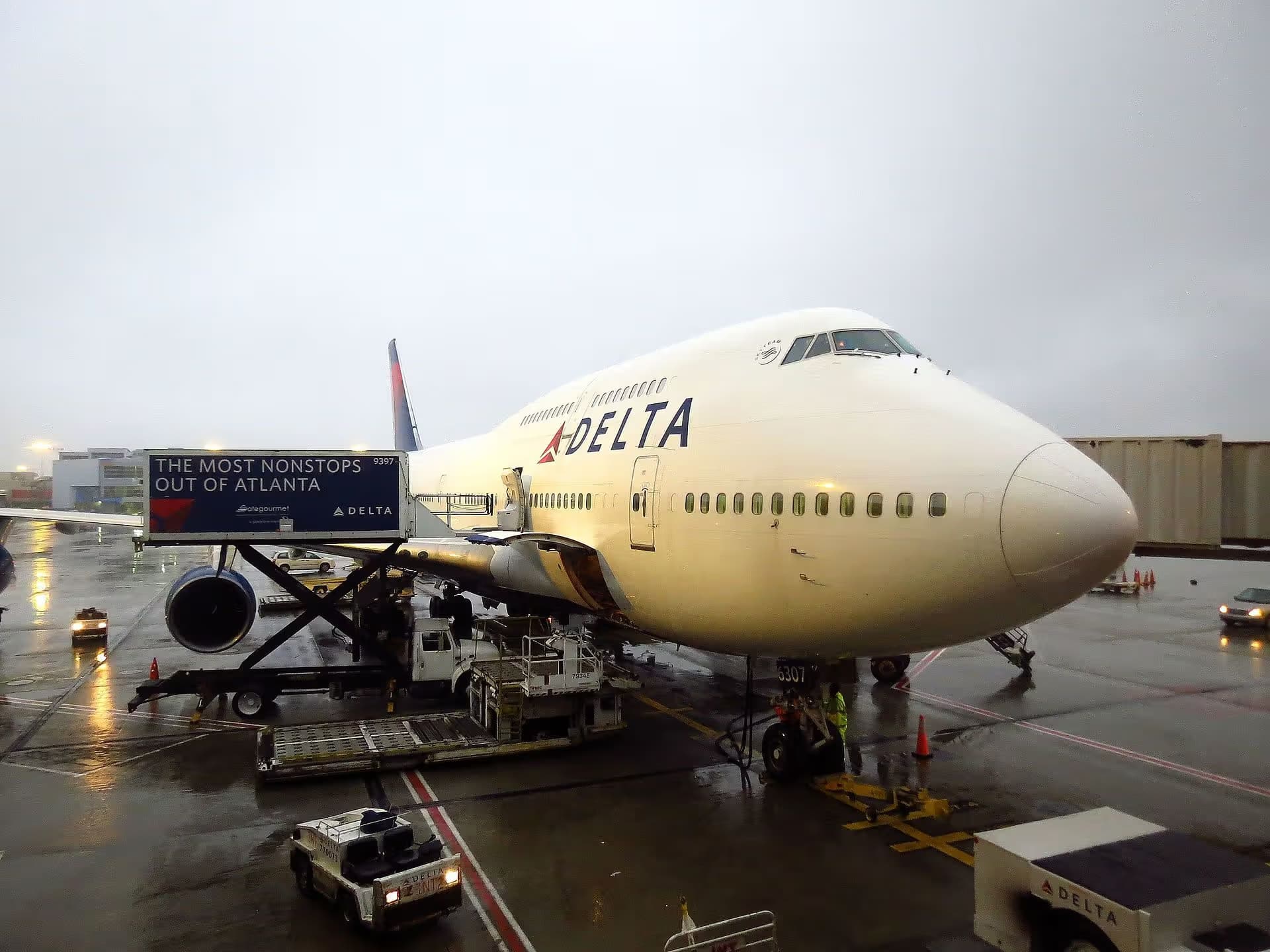 N667US — Boeing