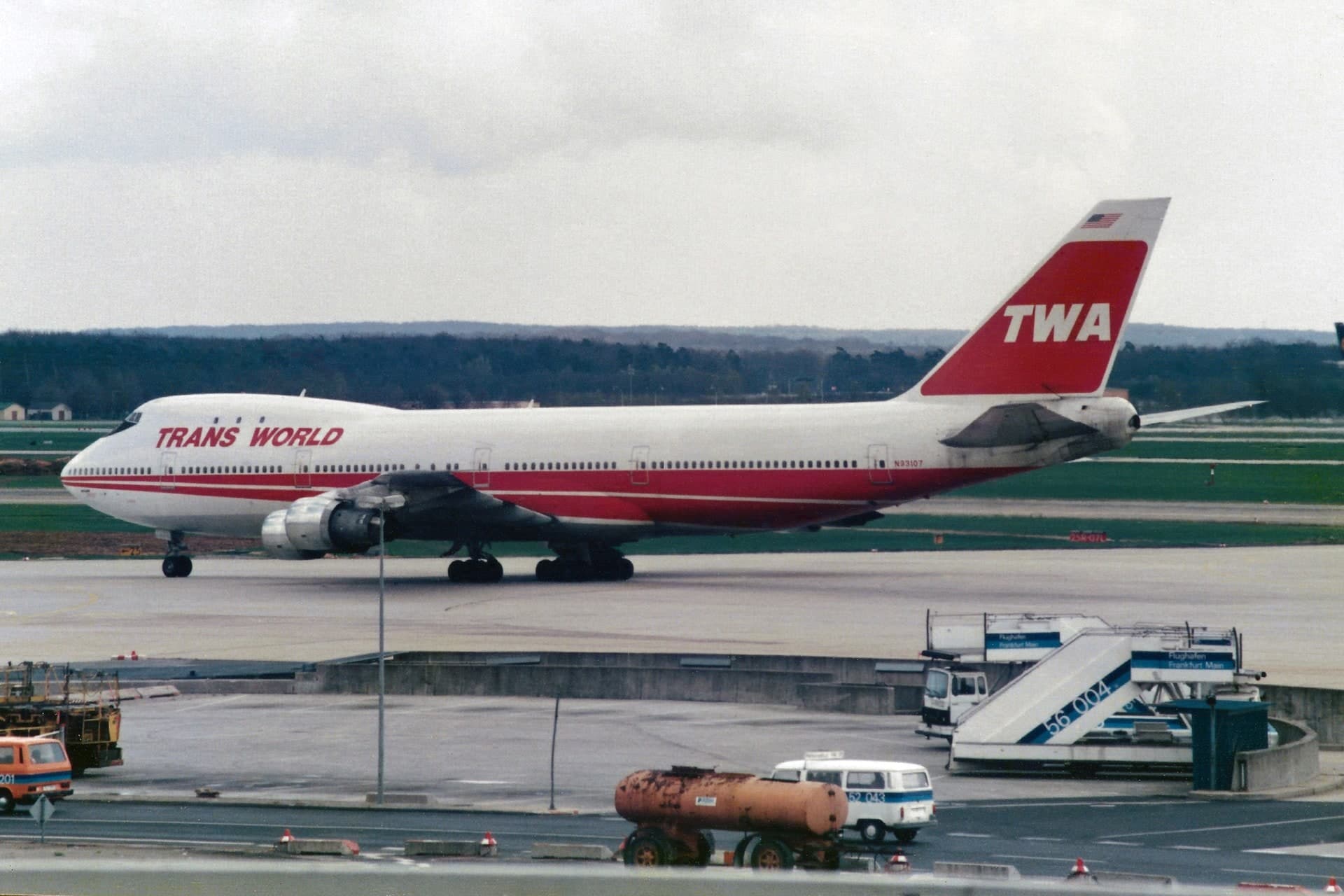 N93107 — Boeing