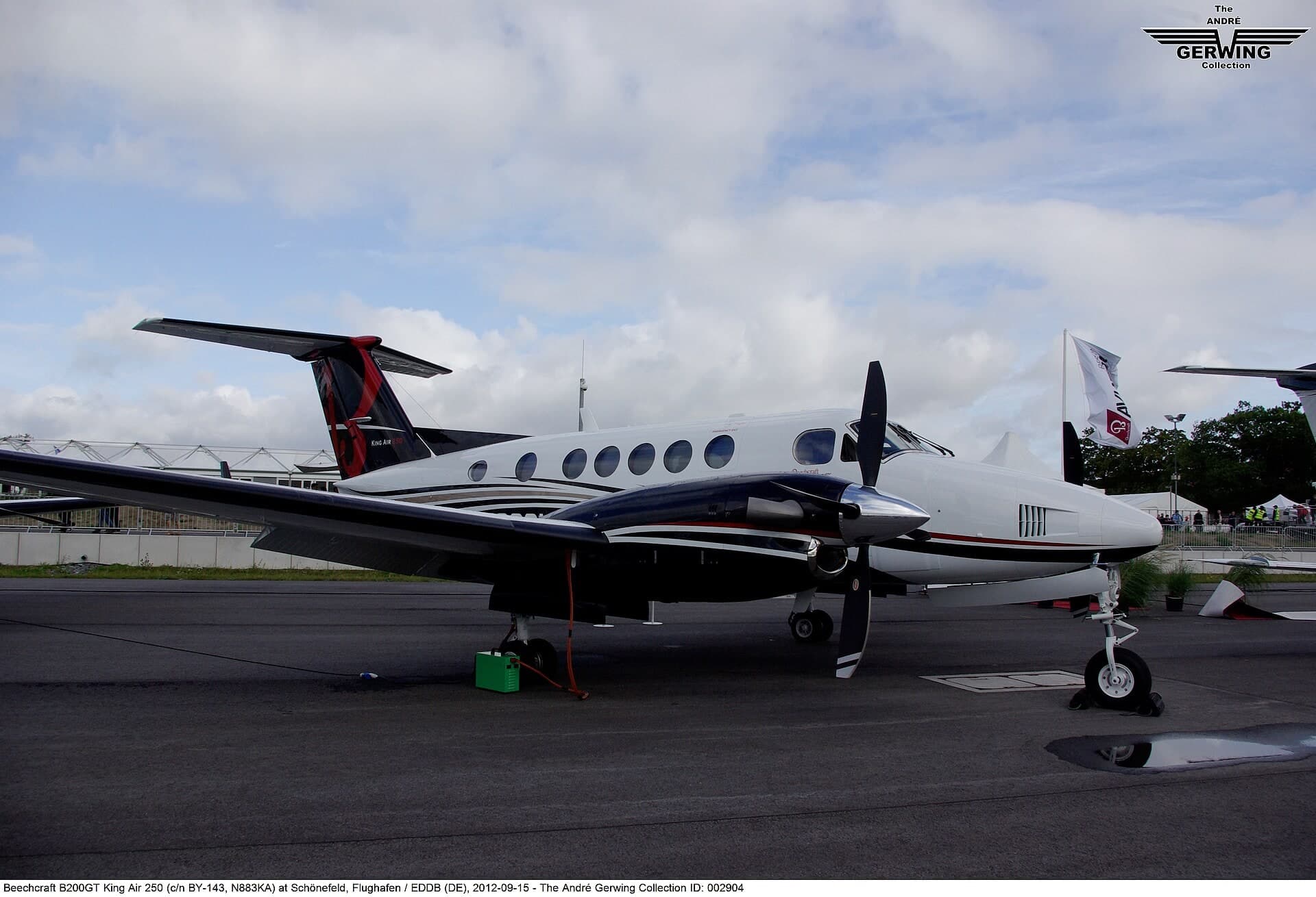 N883KA — Beechcraft