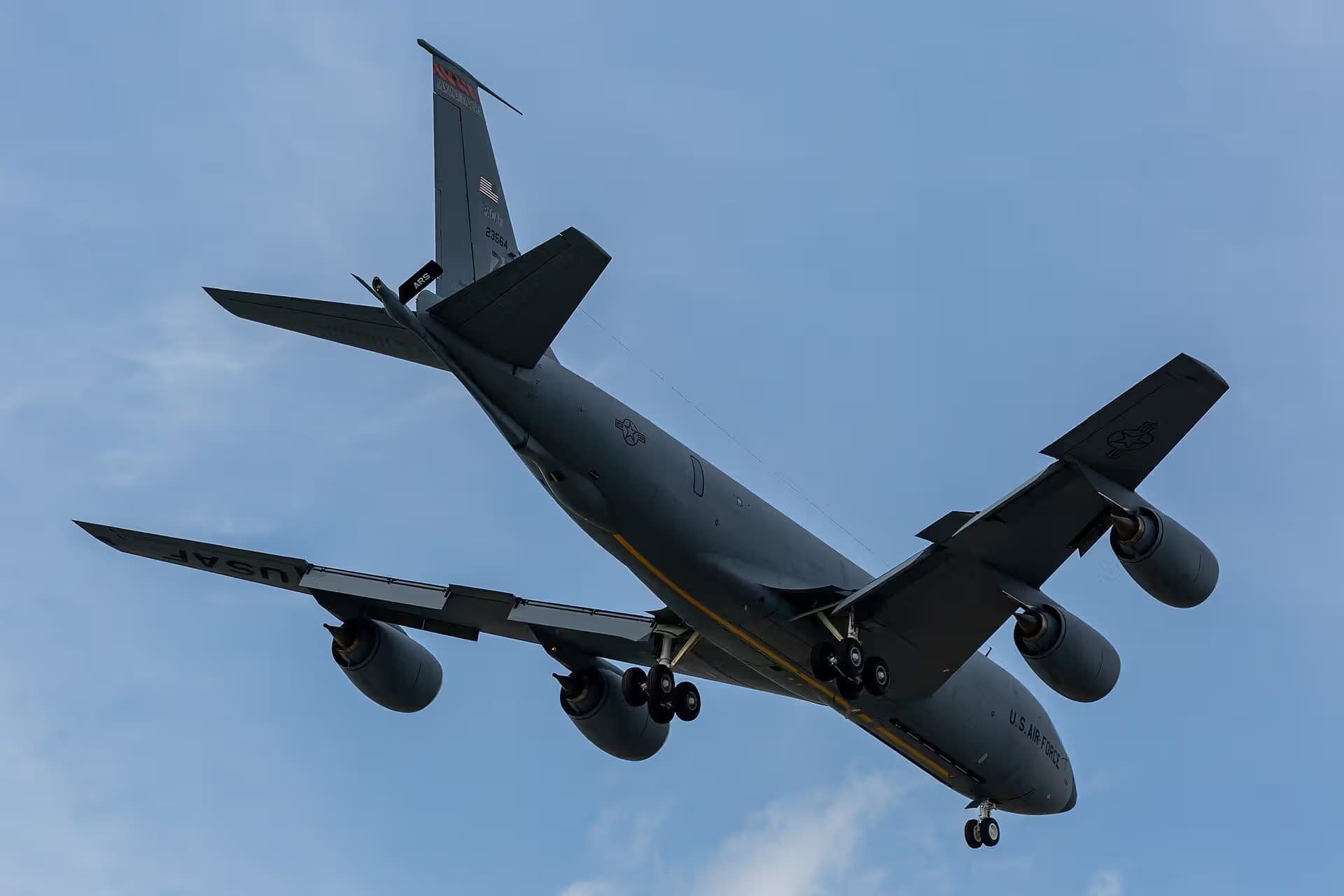 Unidentified — Boeing