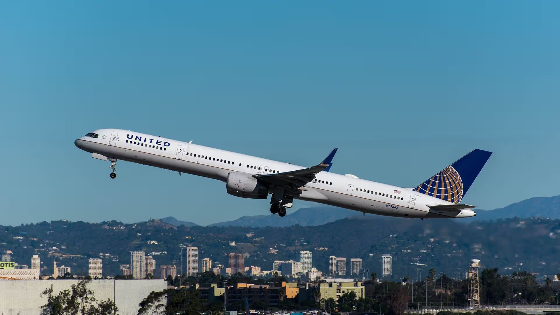 N57863 — Boeing