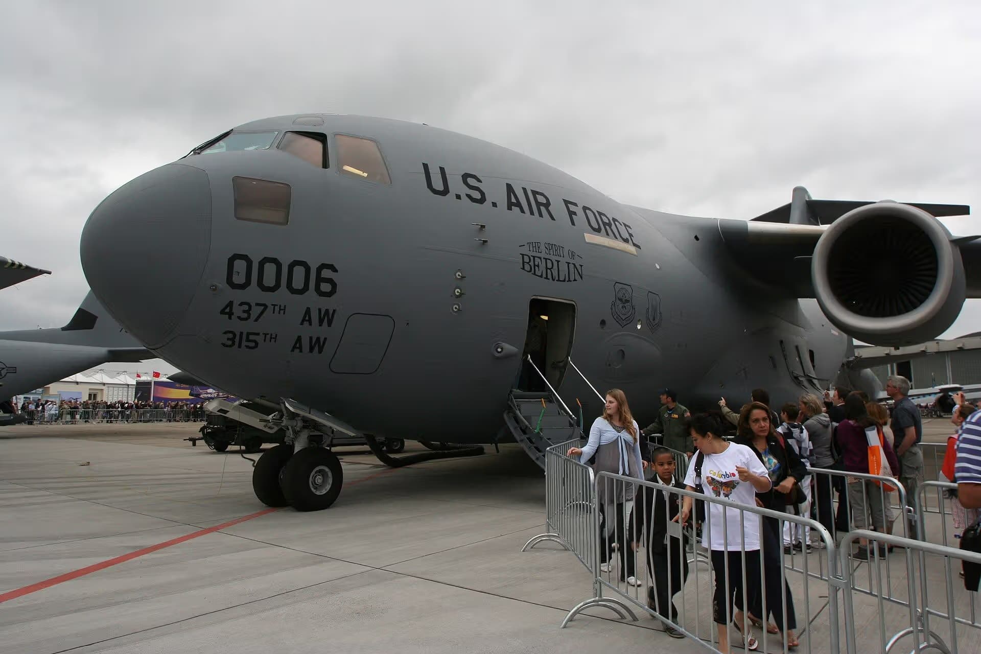 Unidentified — Aircraft