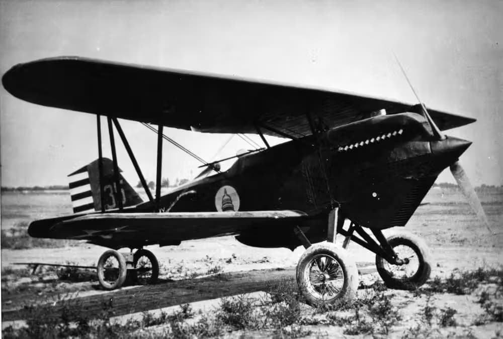 Unidentified — Single-engine aircraft