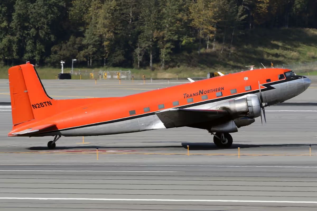N28TN — Twin-engine aircraft