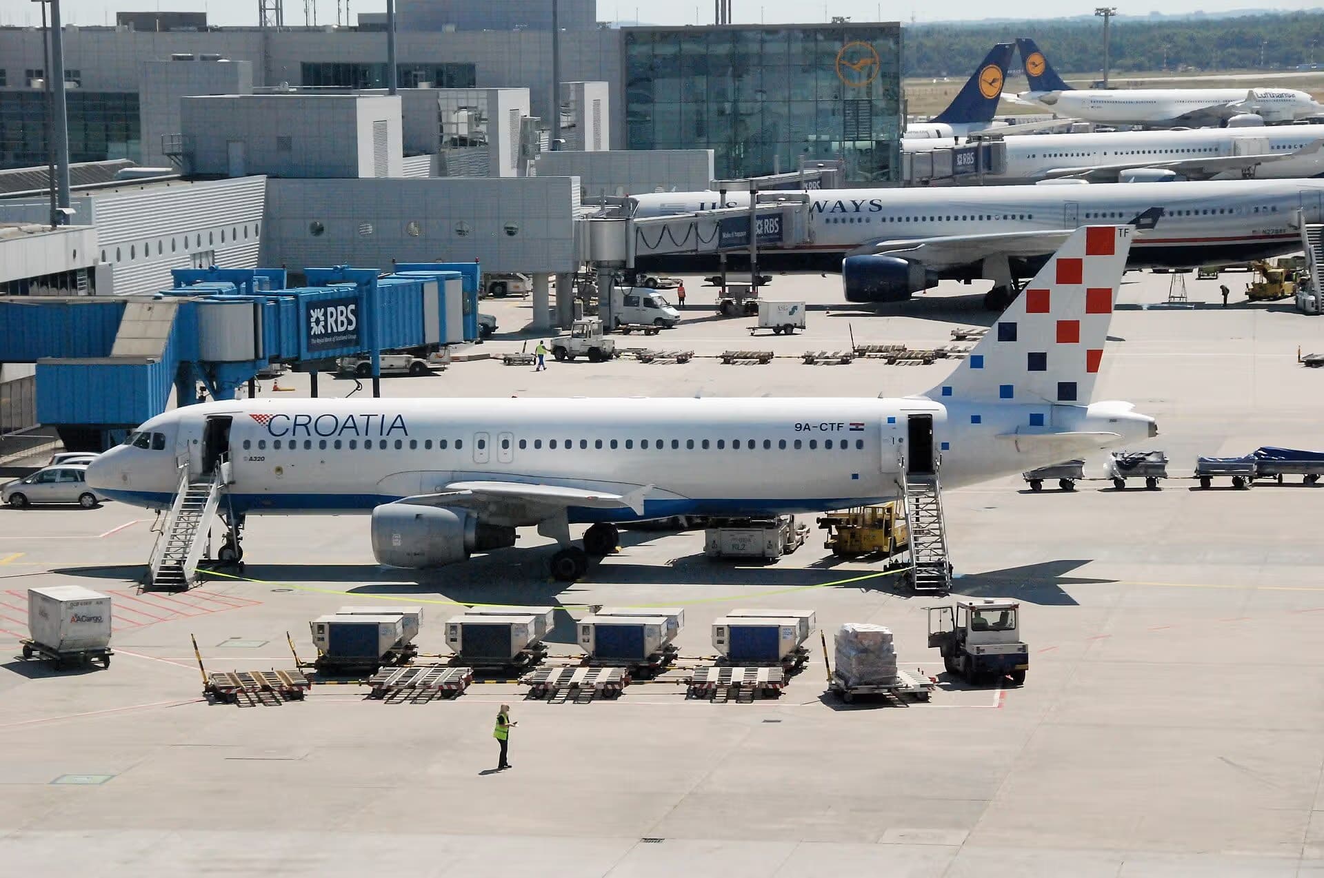 N278AY — Airbus