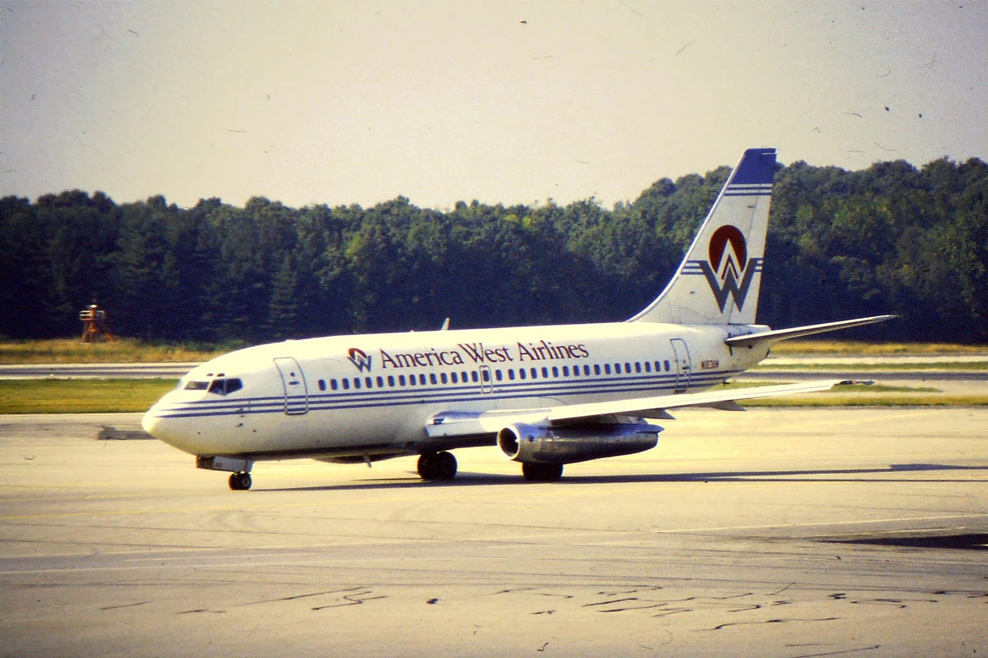 N183AW — Twin-engine aircraft