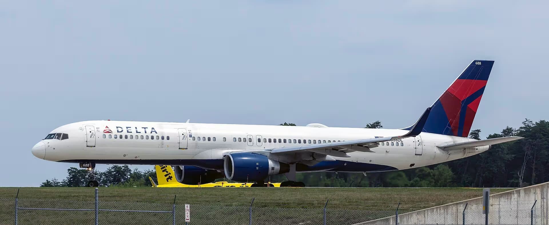 N688DL — Boeing