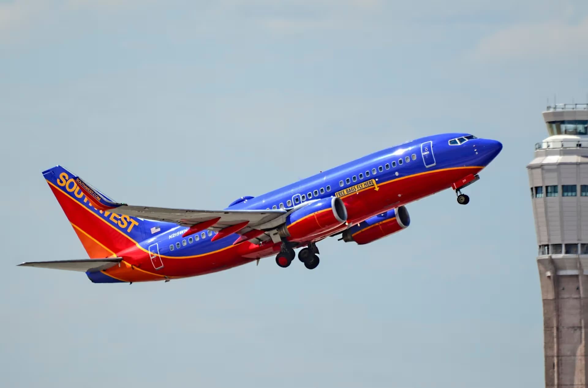 N215WN — Boeing