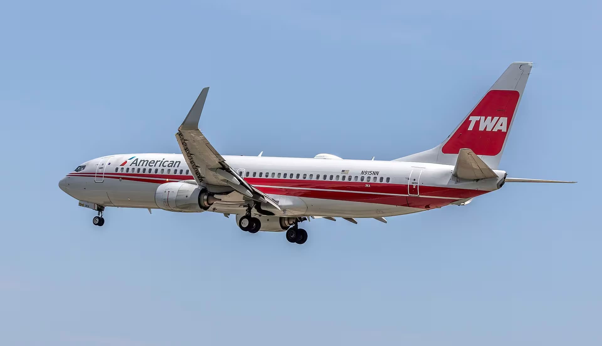 N915NN — Boeing