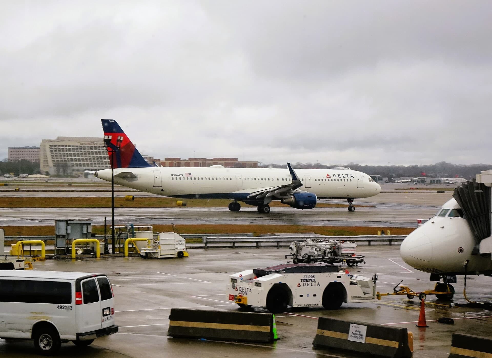 N394DX — Airbus