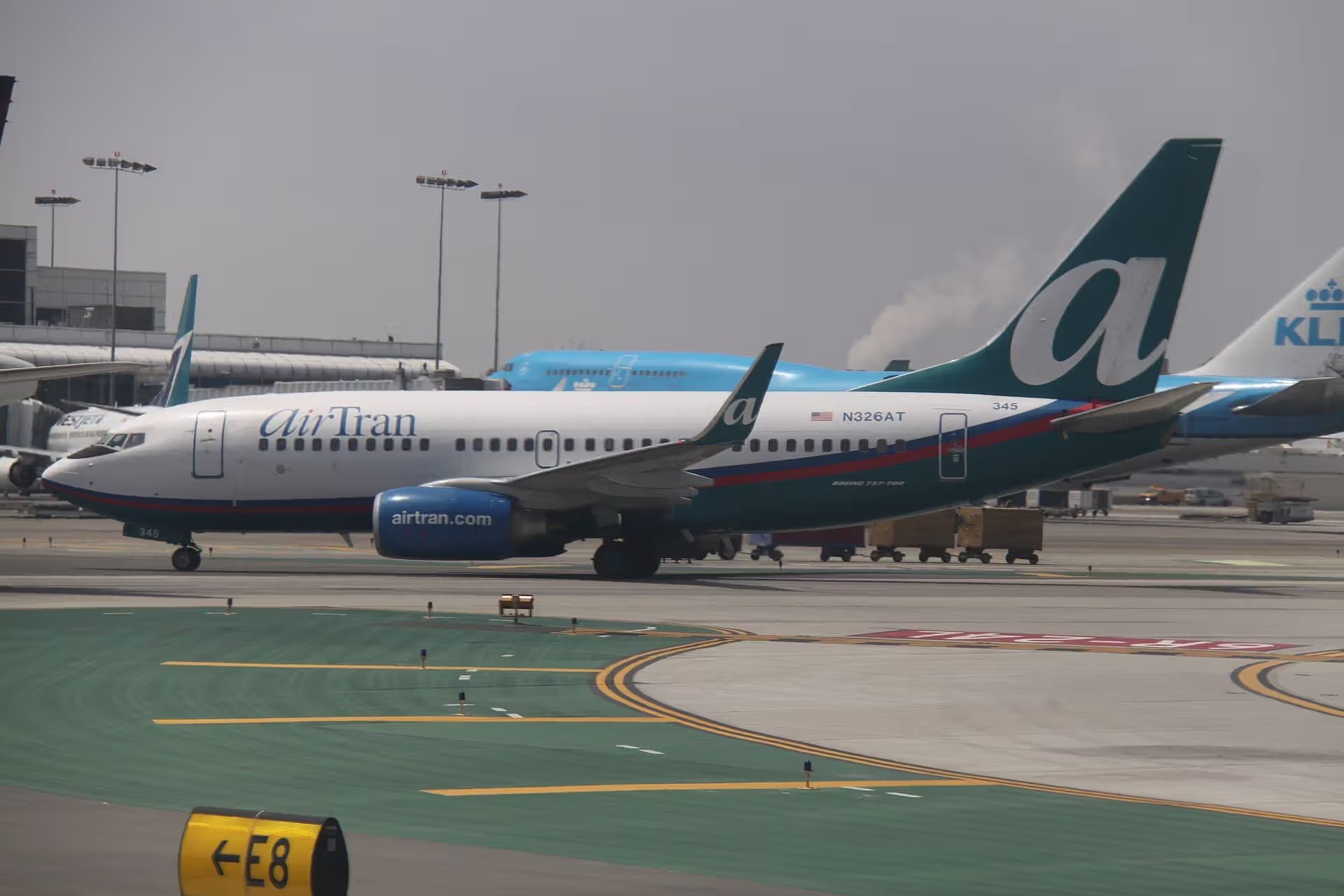 N326AT — Boeing