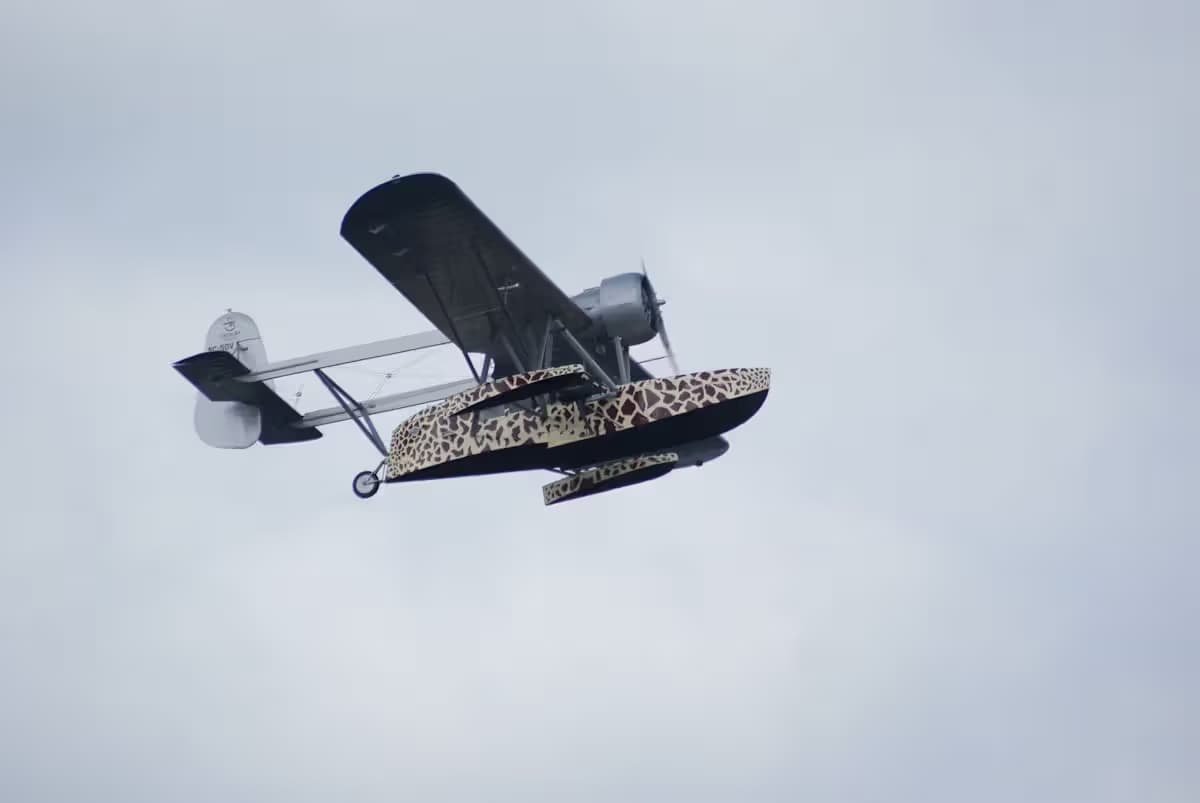 Unidentified — Aircraft